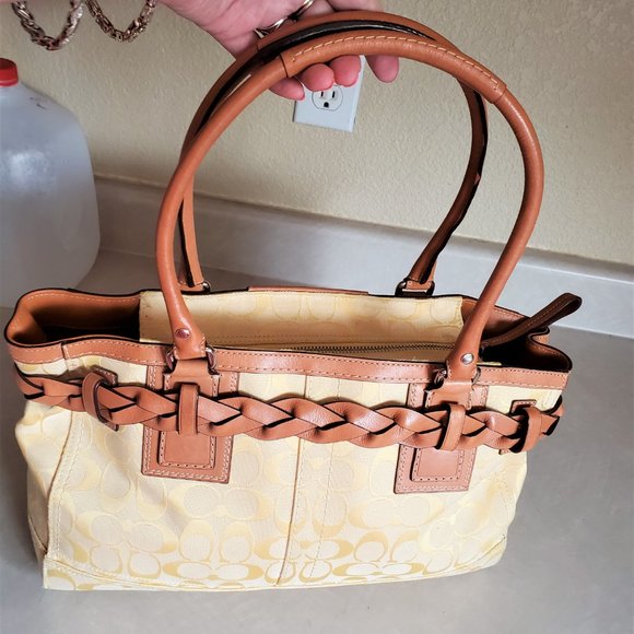 Like New Coach Hampton Yellow Signature Handbag Satchel Purse - Picture 5 of 13